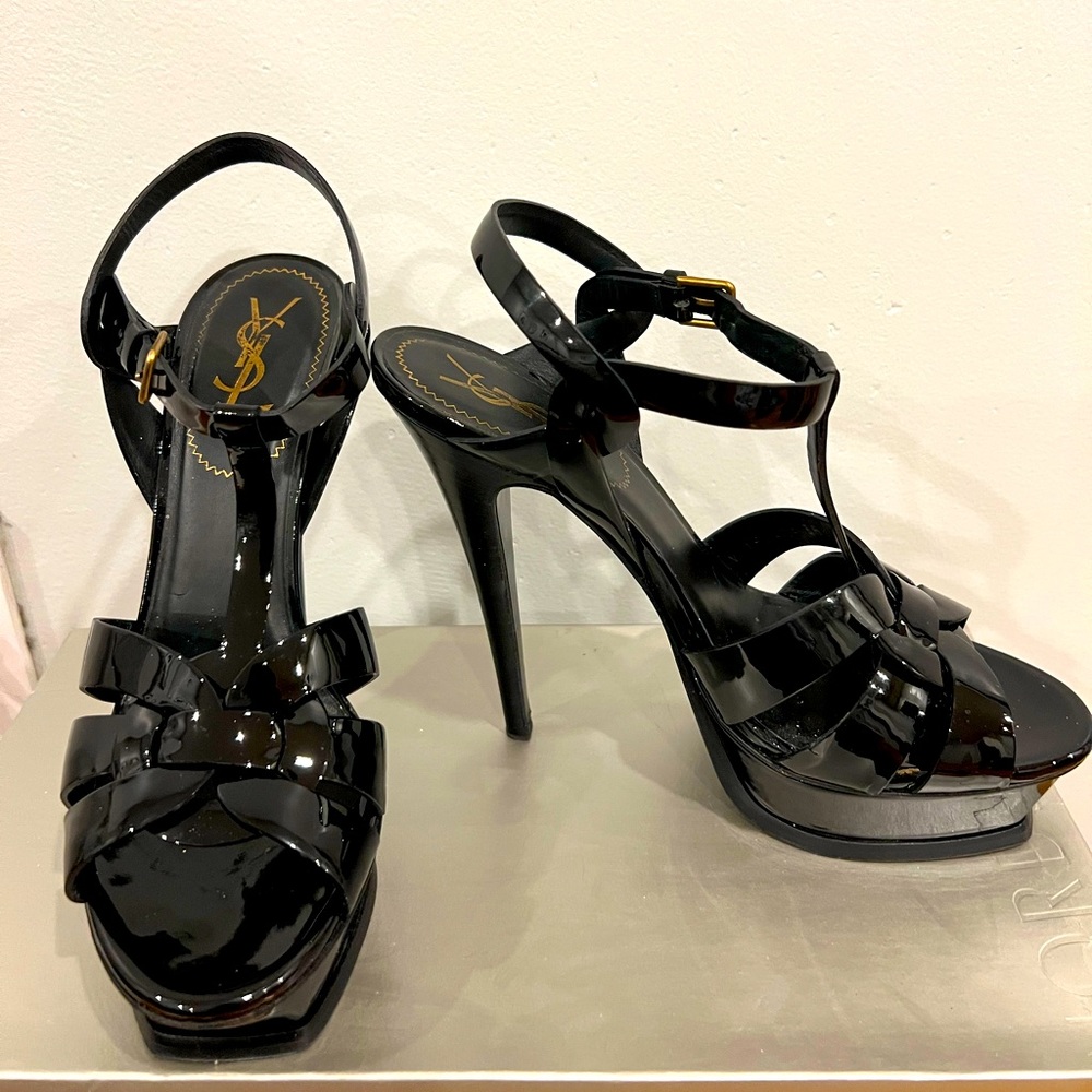 Saint Laurent Patent leather tribute sandals 38.5 - worn twice, w/o box